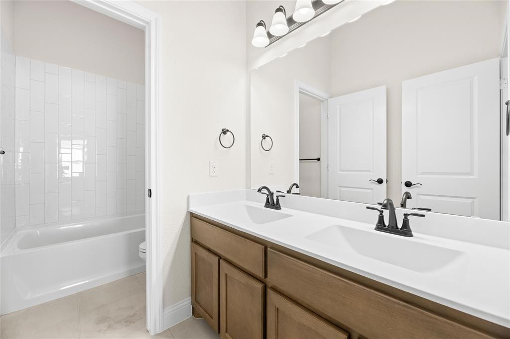 Abe's Landing - Residential