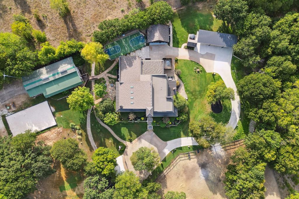 9998 Hilltop Road