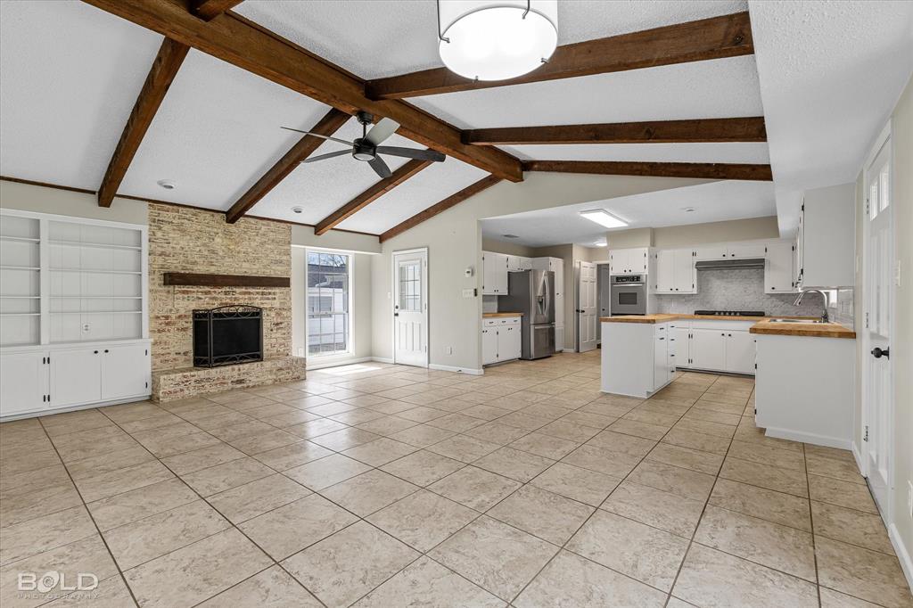 Shreveport, Louisiana 71107, United States, 4 Bedrooms Bedrooms, ,4 BathroomsBathrooms,Residential,Active,95741