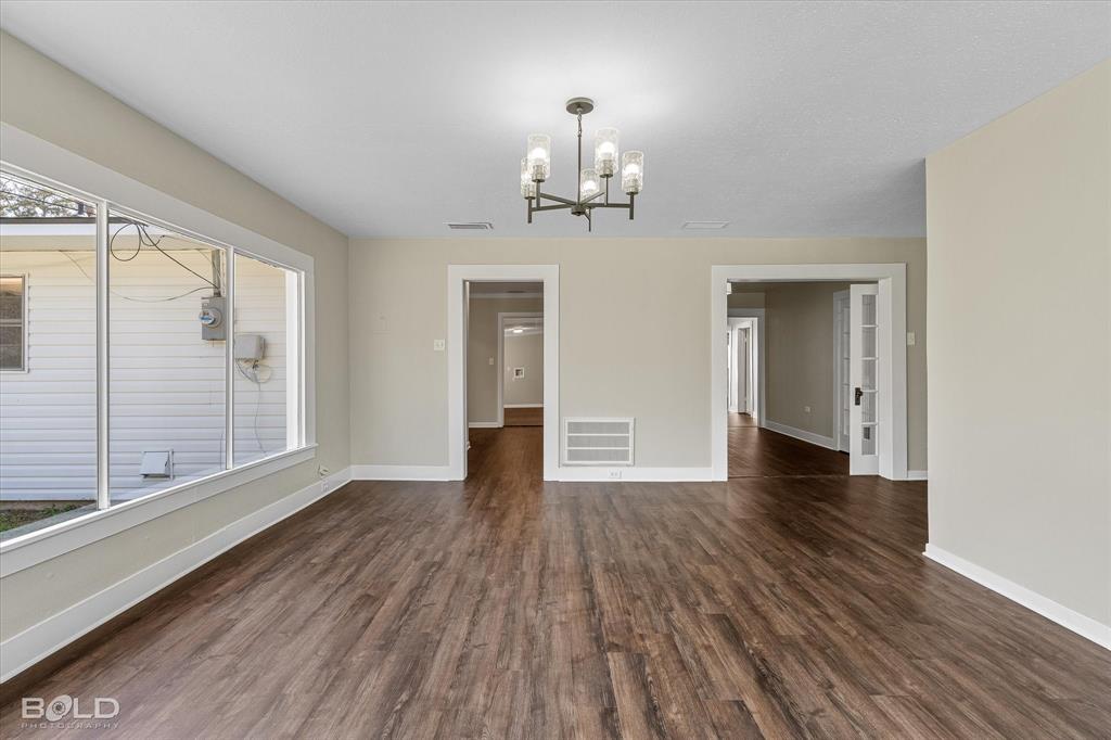 Shreveport, Louisiana 71107, United States, 4 Bedrooms Bedrooms, ,4 BathroomsBathrooms,Residential,Active,95741