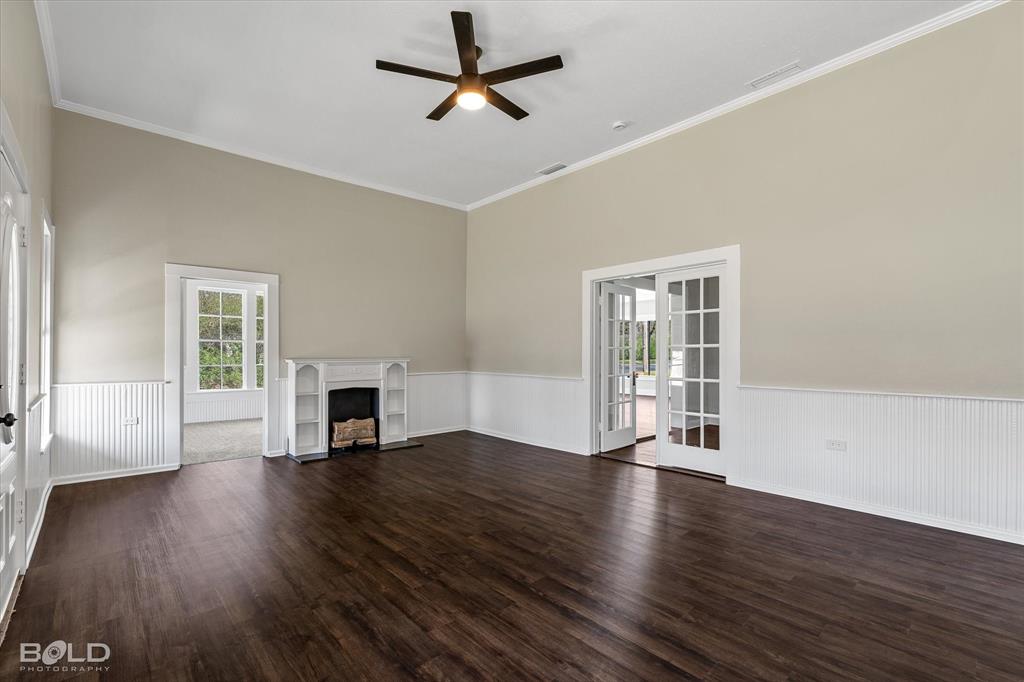 Shreveport, Louisiana 71107, United States, 4 Bedrooms Bedrooms, ,4 BathroomsBathrooms,Residential,Active,95741