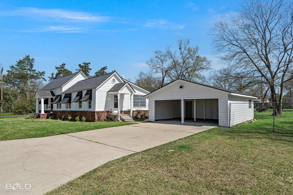 Shreveport, Louisiana 71107, United States, 4 Bedrooms Bedrooms, ,4 BathroomsBathrooms,Residential,Active,95741