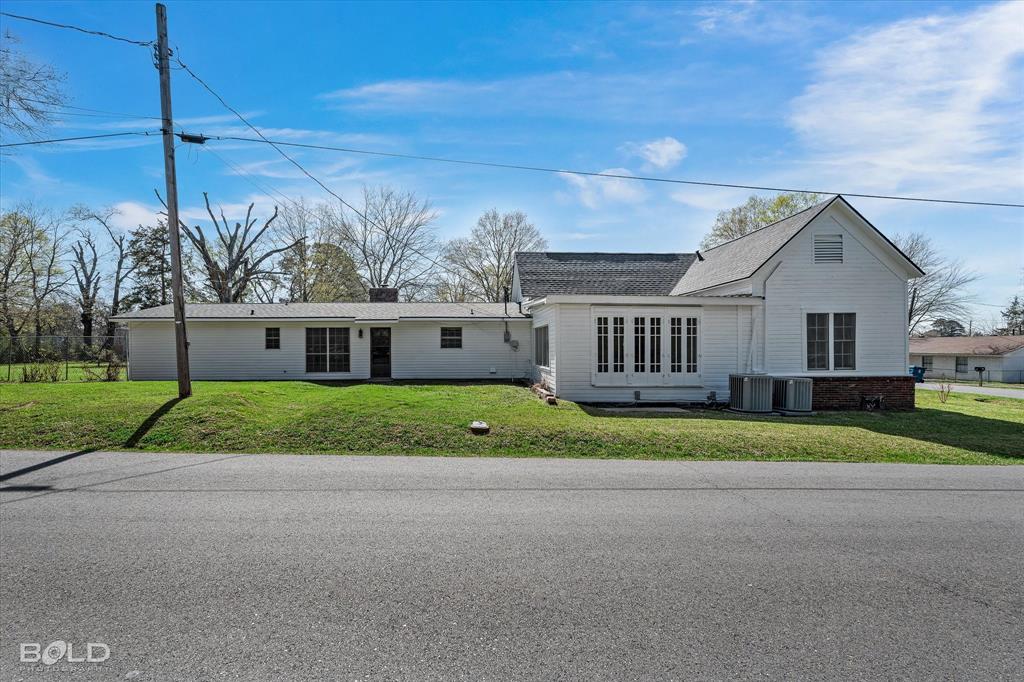 Shreveport, Louisiana 71107, United States, 4 Bedrooms Bedrooms, ,4 BathroomsBathrooms,Residential,Active,95741