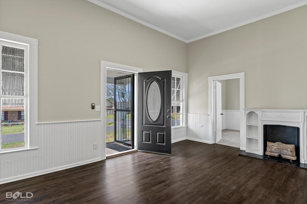 Shreveport, Louisiana 71107, United States, 4 Bedrooms Bedrooms, ,4 BathroomsBathrooms,Residential,Active,95741