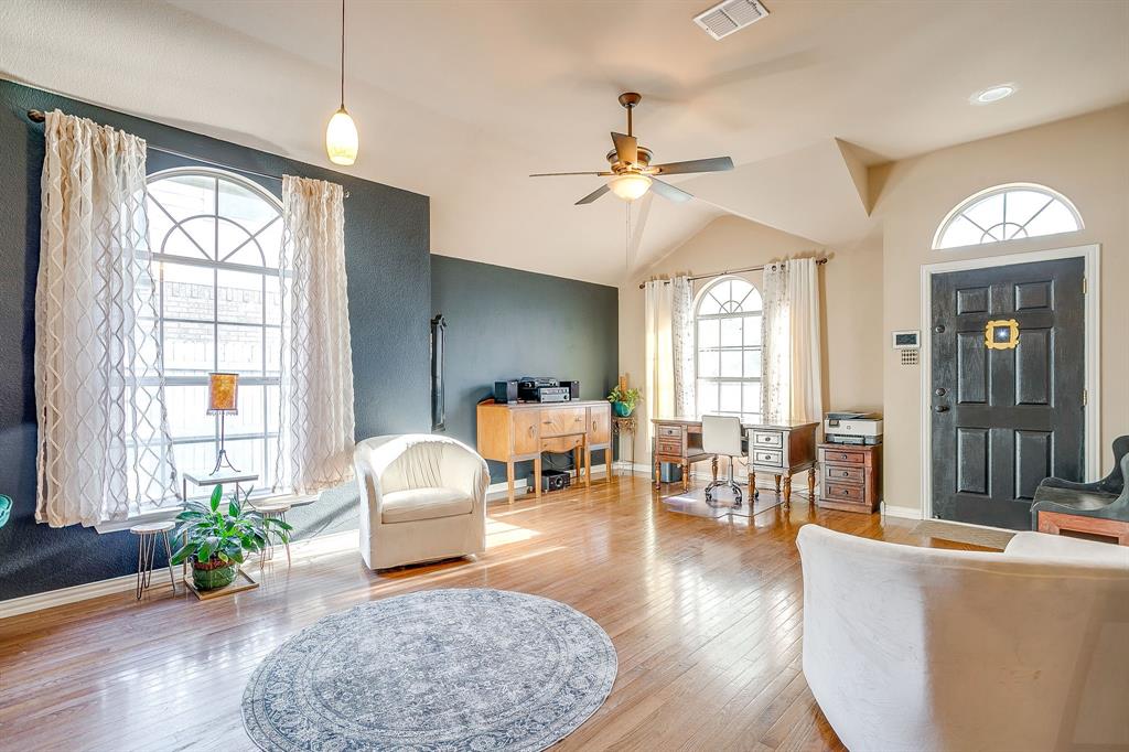 Lakewood Ph Mt Valley 01 Country - Residential