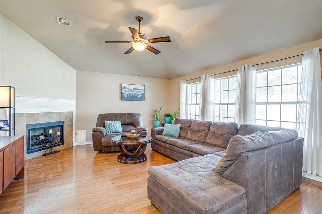 Lakewood Ph Mt Valley 01 Country - Residential