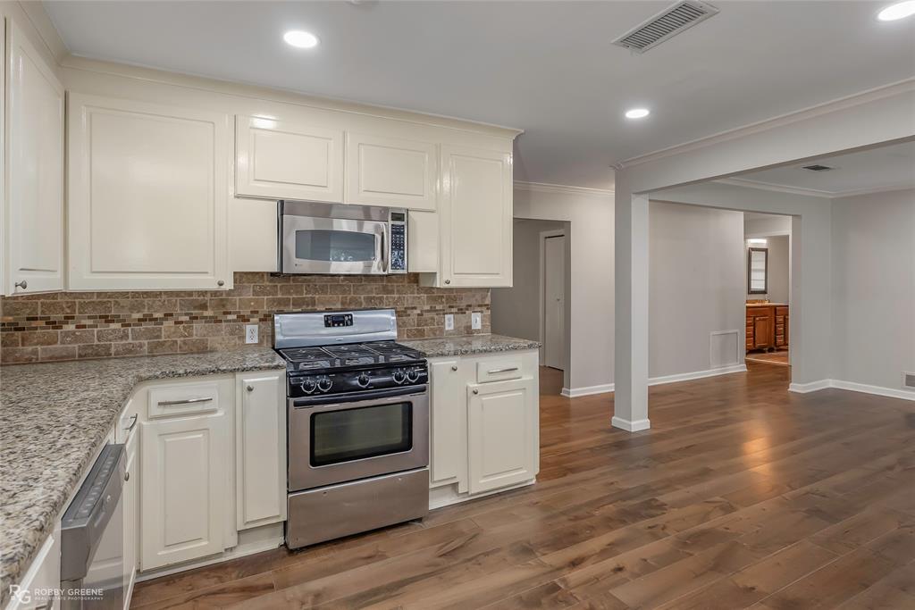 Shreveport, Louisiana 71105, United States, 3 Bedrooms Bedrooms, ,3 BathroomsBathrooms,Residential,Active,247212