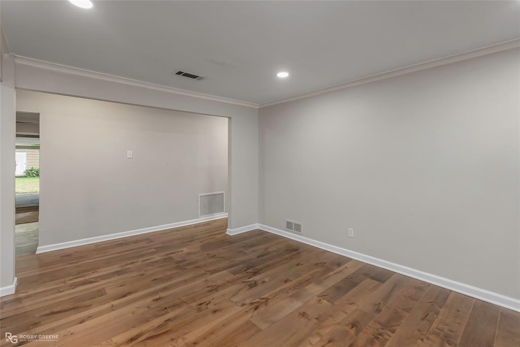 Shreveport, Louisiana 71105, United States, 3 Bedrooms Bedrooms, ,3 BathroomsBathrooms,Residential,Active,247212