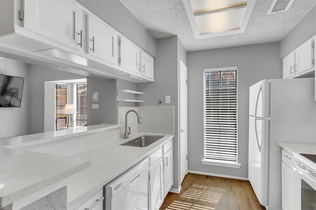 Preston On Lake Condo - Residential