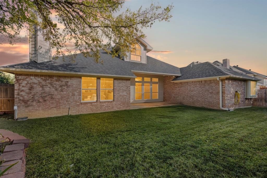 Crossing At Colleyville - Residential