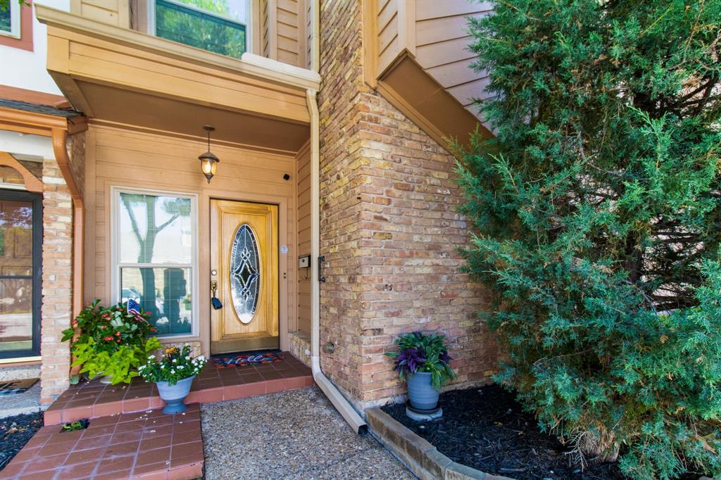 7014 Regalview Circle