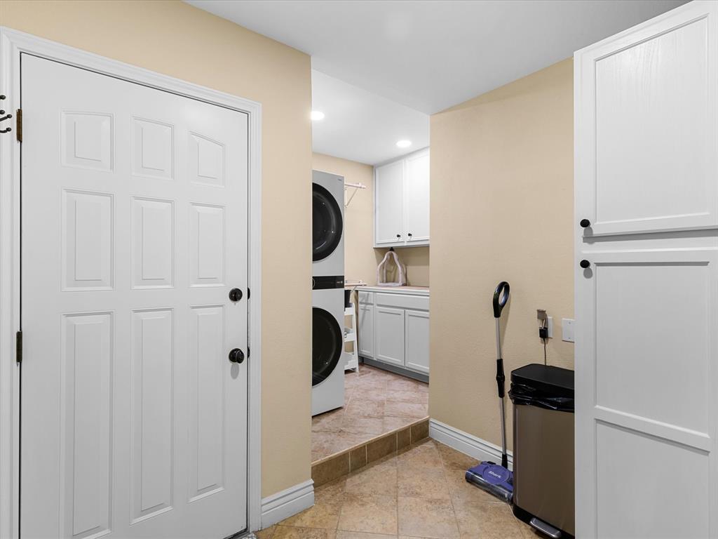 Sunset Bay - Residential