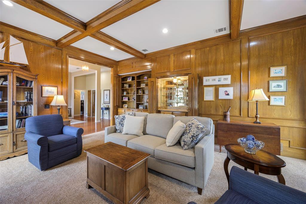 4349 Los Robles Drive