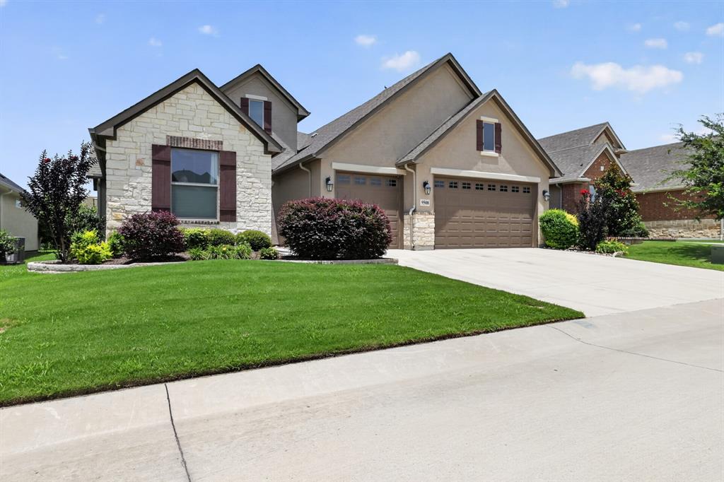 9508 Banded Iron Lane