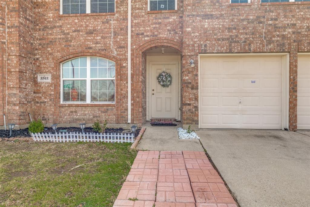 2512 Calico Rock Drive
