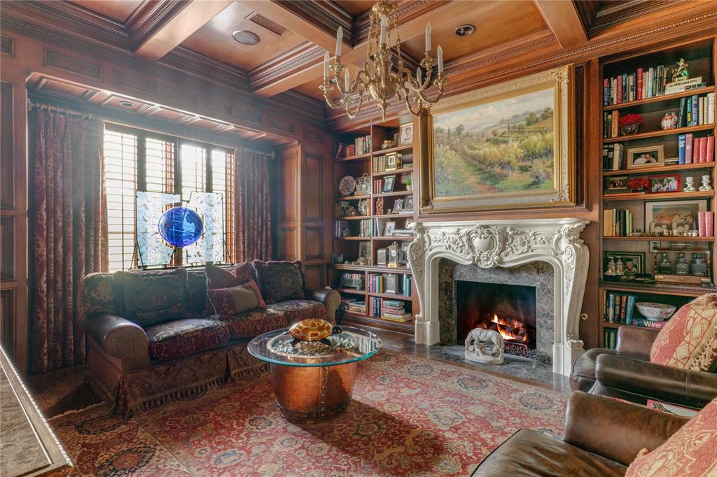 6347 Woodland Drive