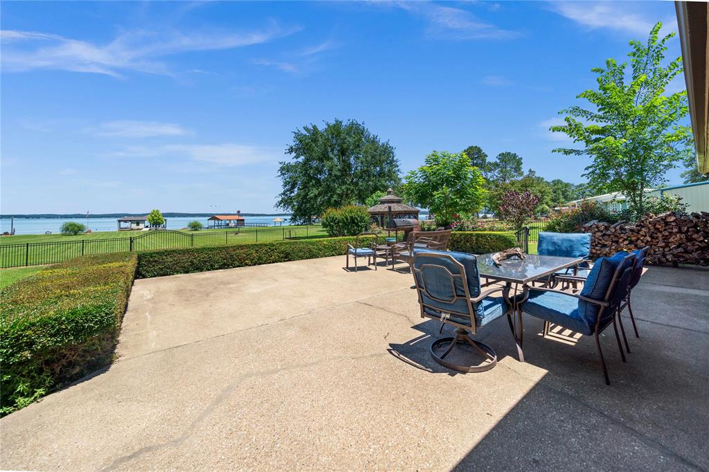 4911 Sunrise Dr