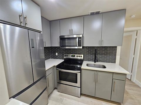 Photo of 4806 Virginia Avenue #207, Dallas, TX 75204 (MLS # 21165232)