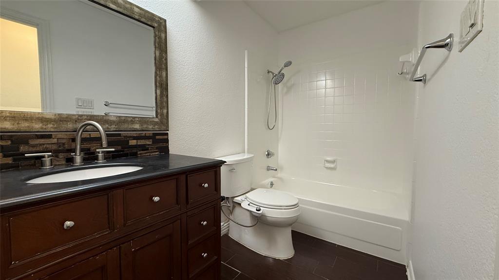 Woodridge Sec 02 - Residential Lease