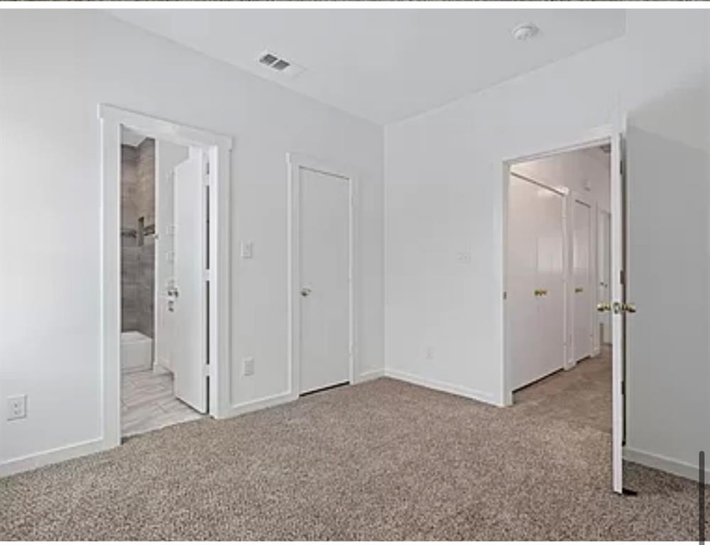 Las Palmas of Dallas - Residential Lease