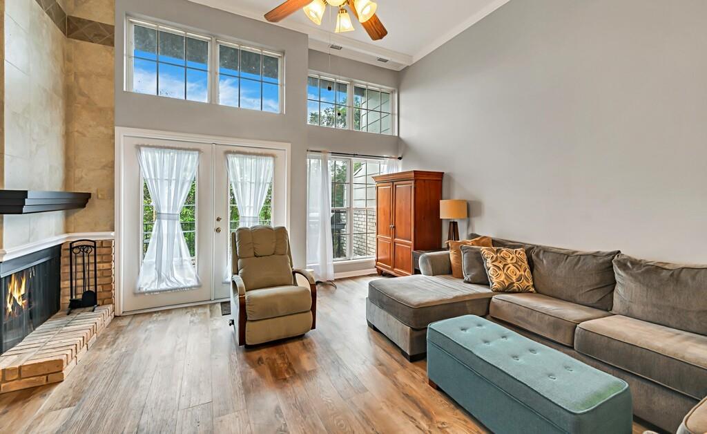 2903 Lake Shore Drive 301