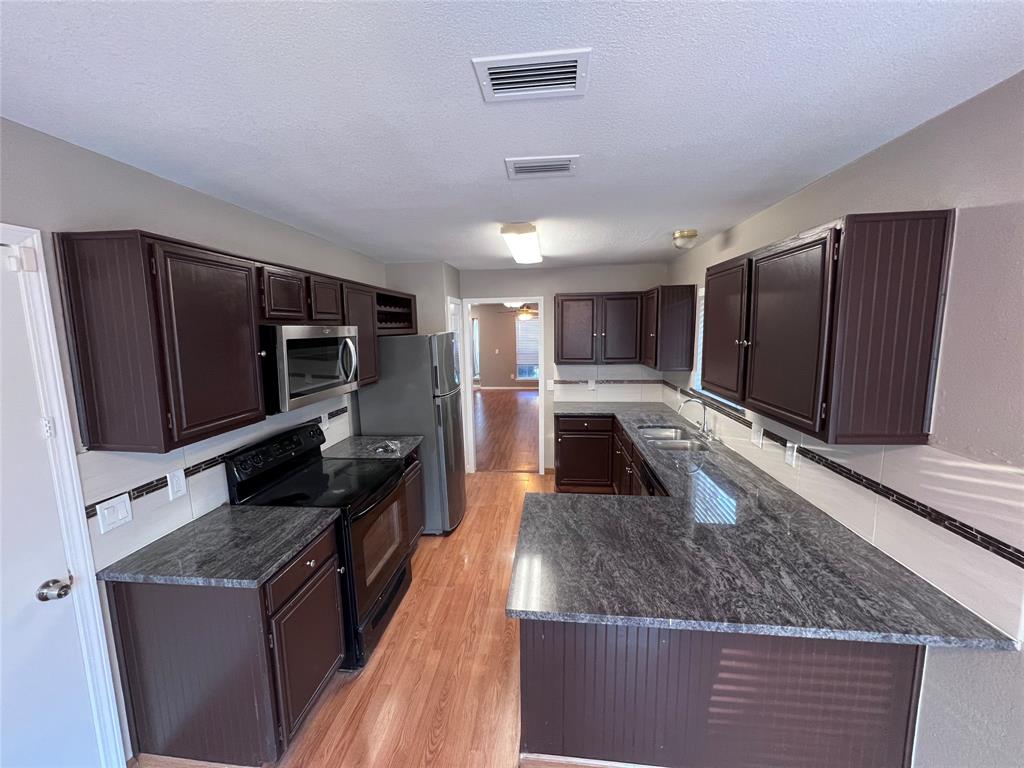 Raintree Village - Residential Lease