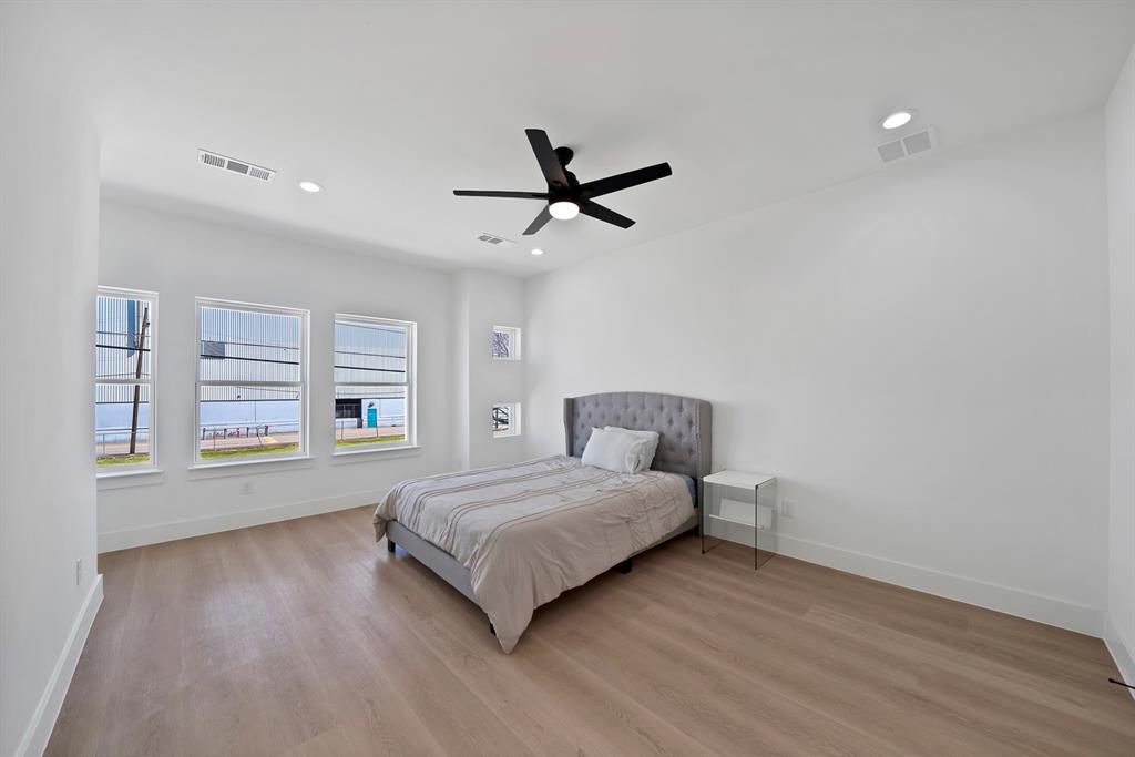 D ROWANS - Residential Income