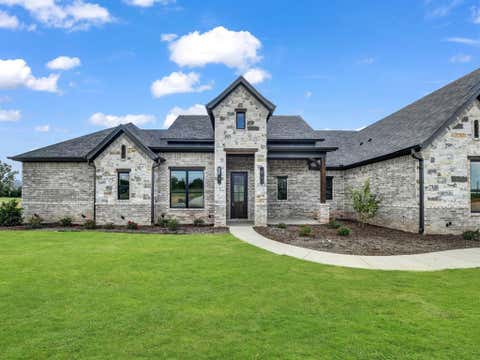 Photo of 305 Wrangler Court, Weatherford, TX 76088 (MLS # 21350564)