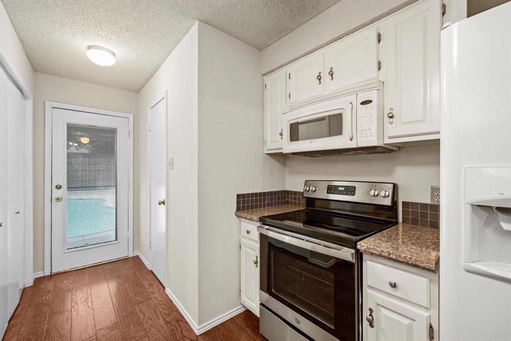 Flower Hill 03 - Residential