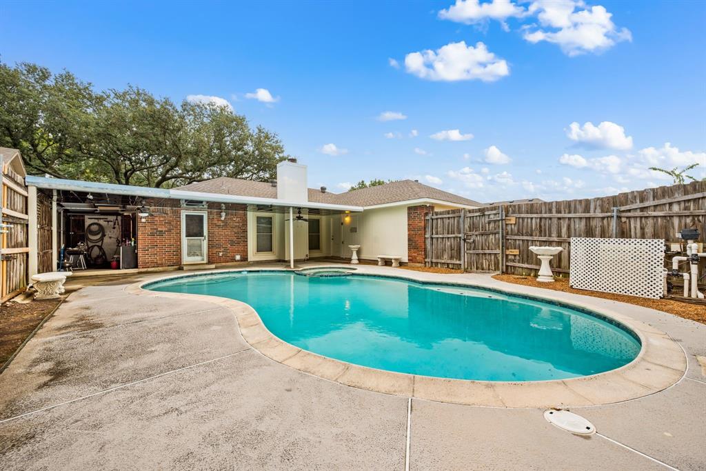 Flower Hill 03 - Residential