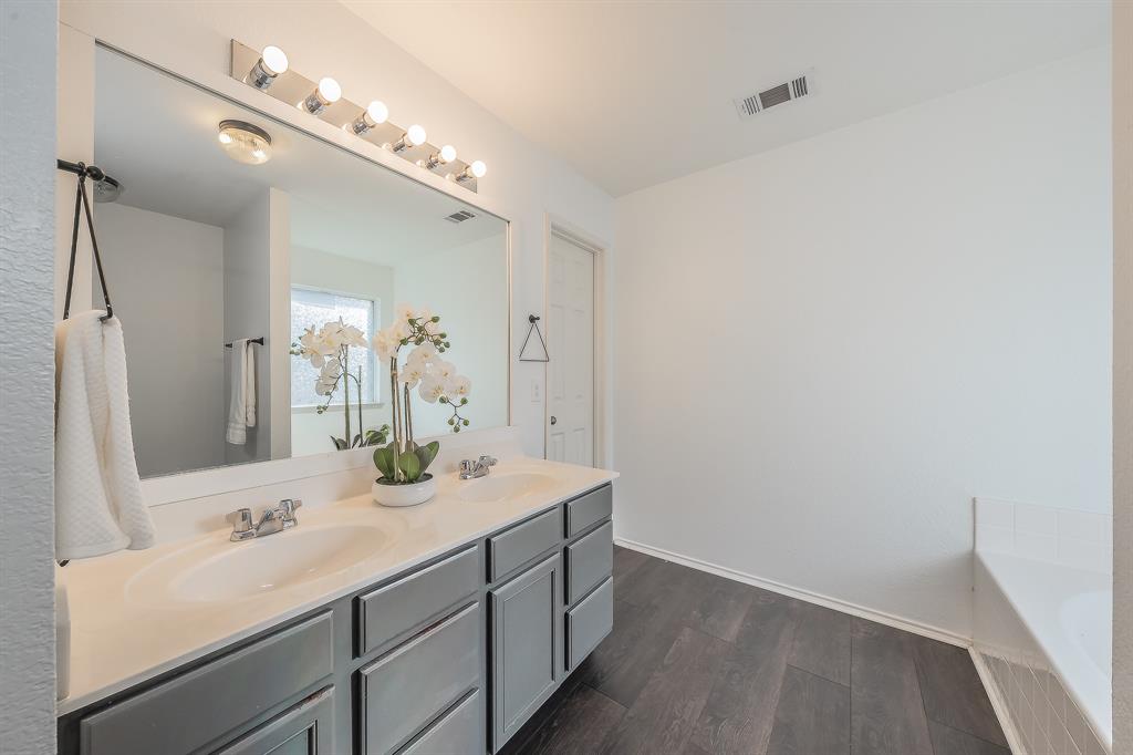 Fossil Hill Estates - Residential