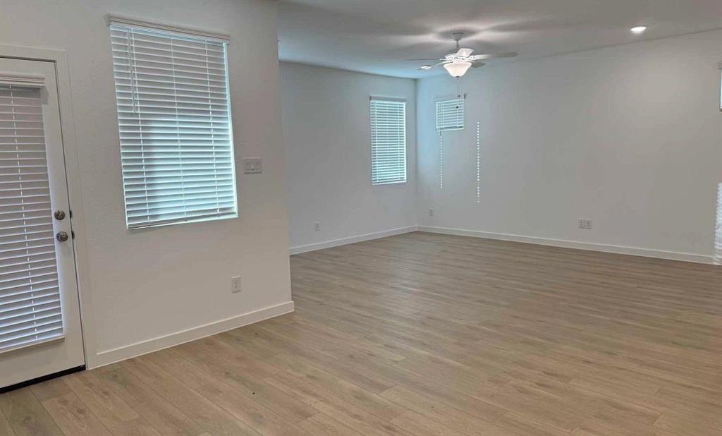 Sereno Oaks at Buckner Terrace - Residential