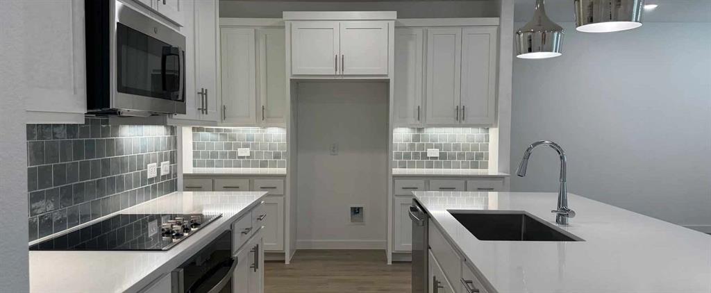 Sereno Oaks at Buckner Terrace - Residential