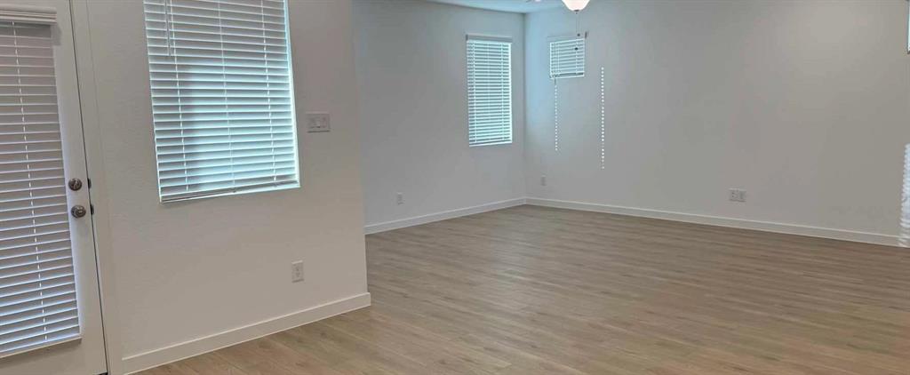 Sereno Oaks at Buckner Terrace - Residential