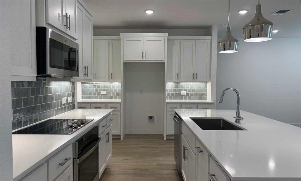 Sereno Oaks at Buckner Terrace - Residential