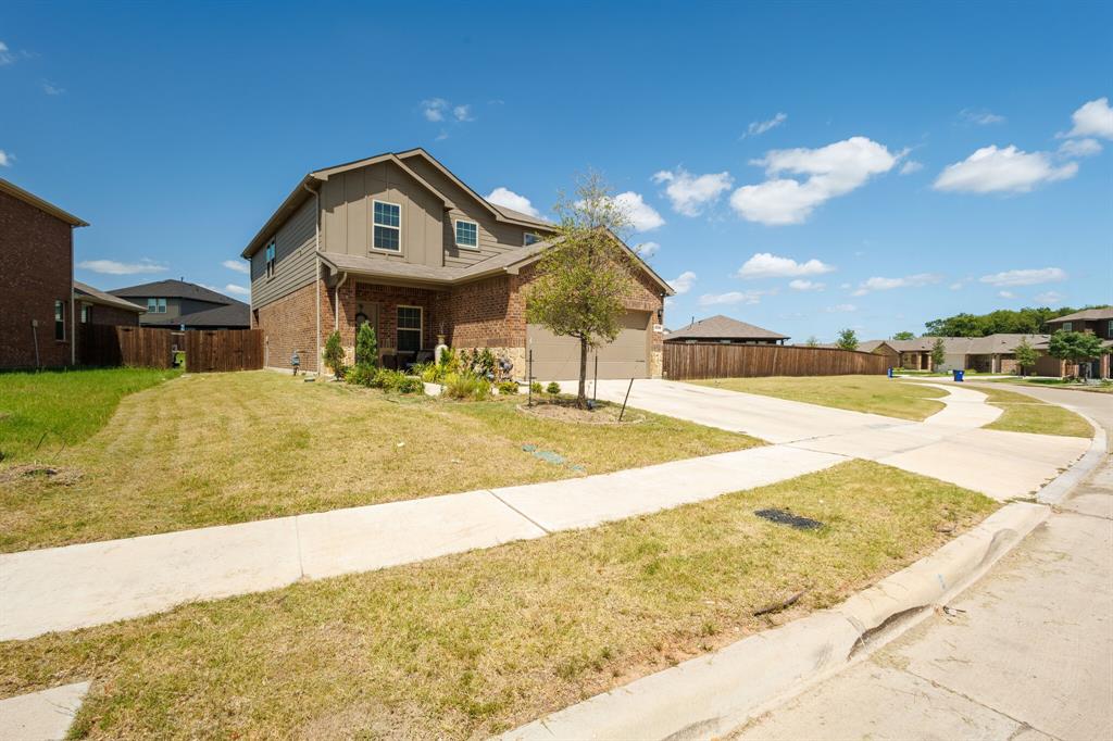 3539 Mildren Bend