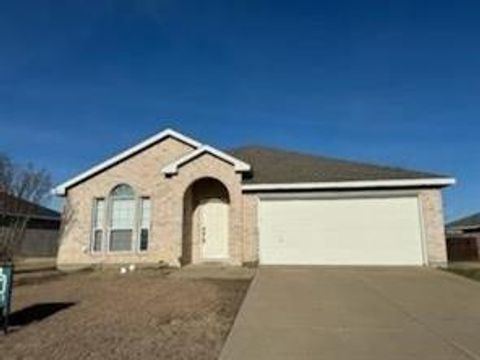 Photo of 918 Cooper Lane, Royse City, TX 75189 (MLS # 21199388)