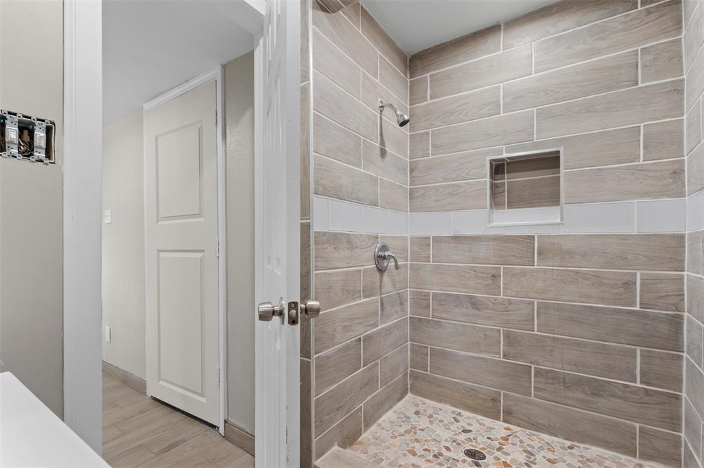 NANTUCKET VILLAGE NORTH - Residential Lease