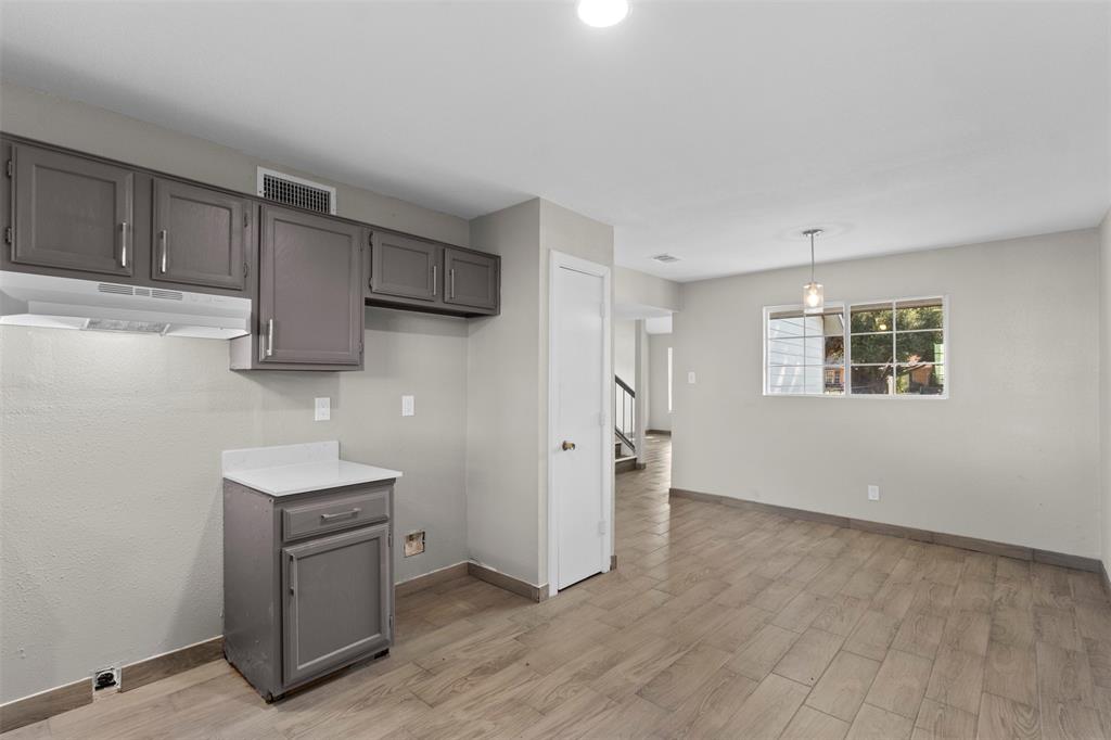 NANTUCKET VILLAGE NORTH - Residential Lease