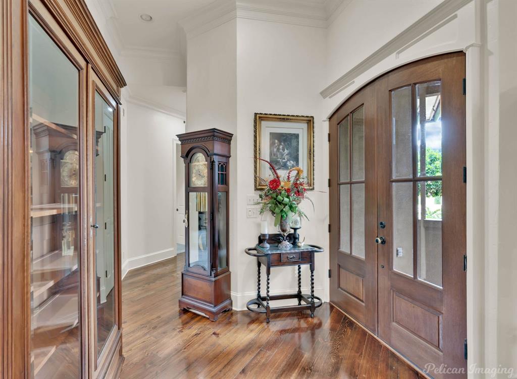 129 Carondelet Court