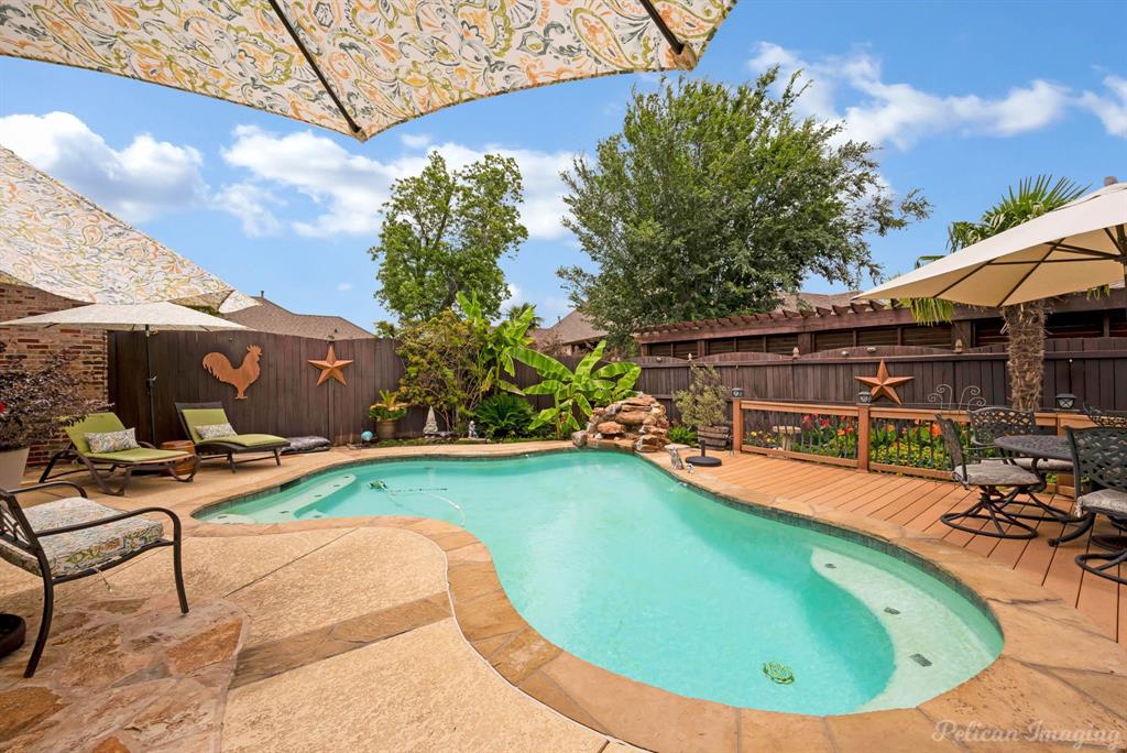 129 Carondelet Court
