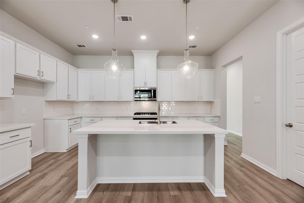 4146 Humboldt Street