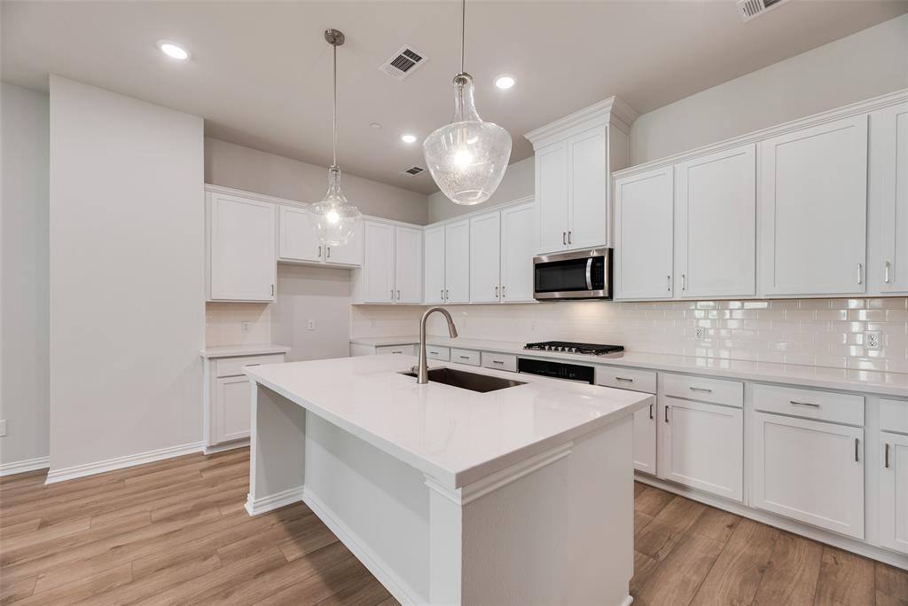 4146 Humboldt Street