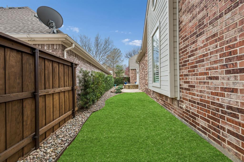 Village Of Ballantrae Sec Two - Residential