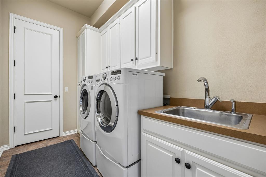 Village Of Ballantrae Sec Two - Residential