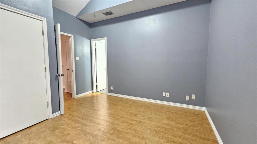 Barrington Court Condo - Residential Lease