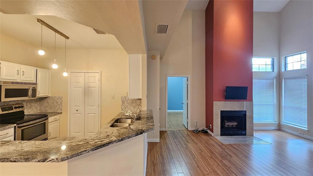 Barrington Court Condo - Residential Lease