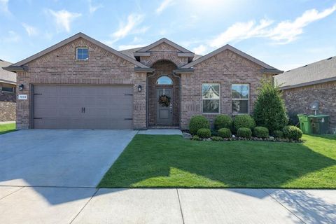 Photo of 1833 Chamaeleon Drive, Haslet, TX 76052 (MLS # 21155597)