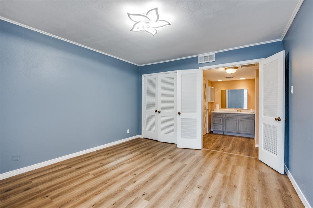 Castillian Condo The - Residential