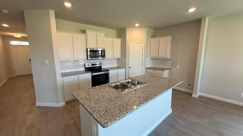 308 GALLANT MAN Court
